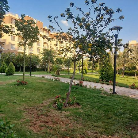 Trendy House Apartment Badr Bagian luar foto