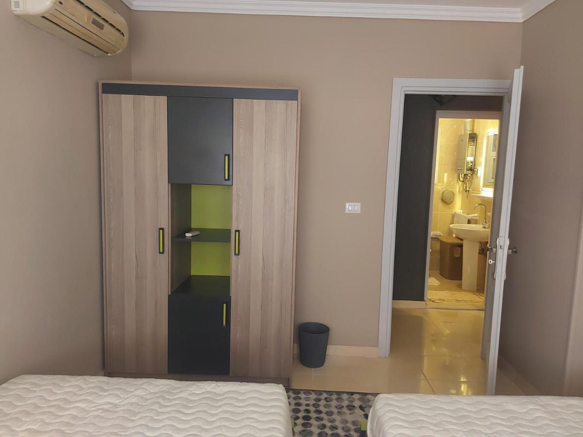 Trendy House Apartment Badr Bagian luar foto