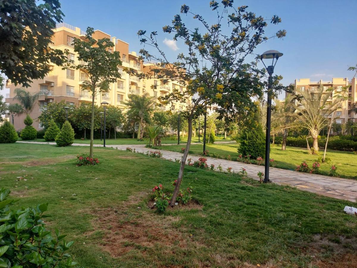 Trendy House Apartment Badr Bagian luar foto